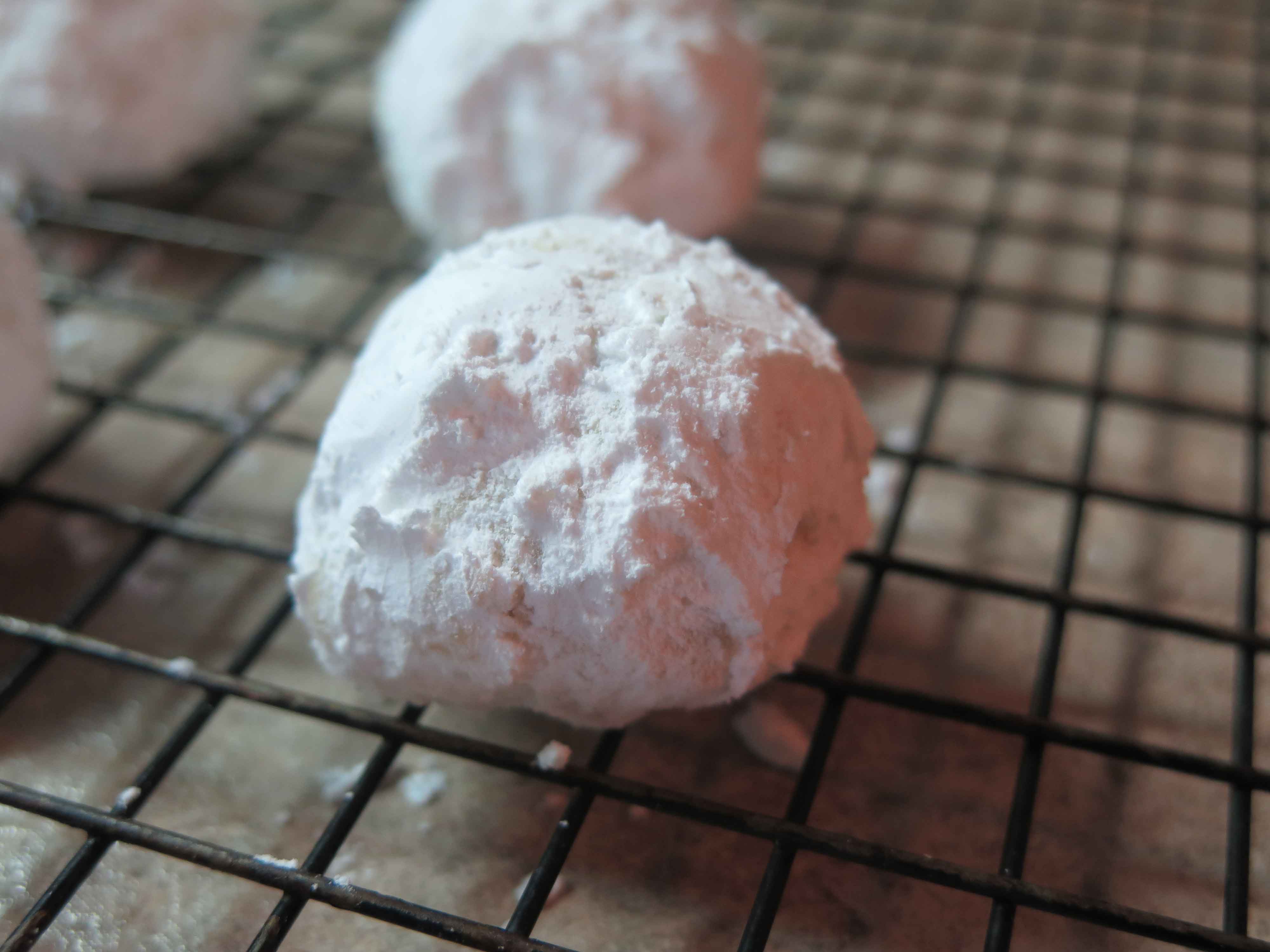 Snowball Cookies without Nuts Recipe